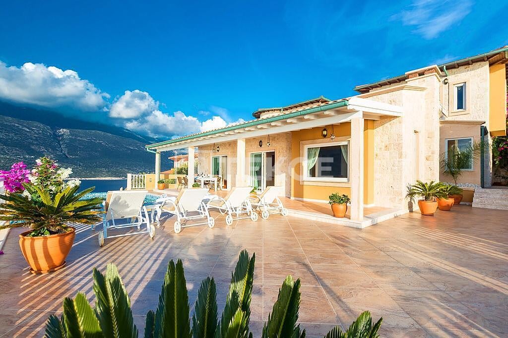 Вилла в Каше, Турция, 600 м² - фото 2