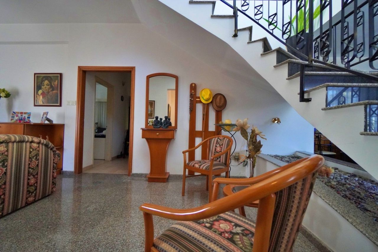 Вилла в Ларнаке, Кипр, 307 м² - фото 18