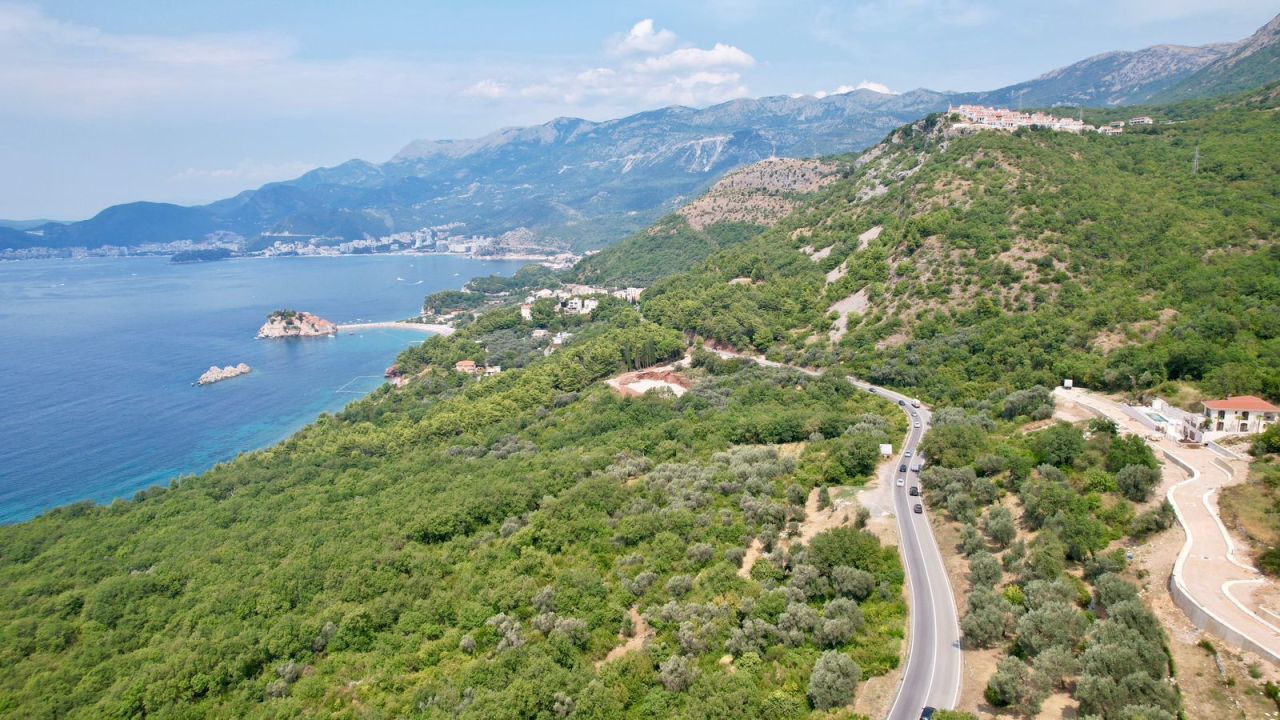 Земля в Близикуче, Черногория, 2 682 м² - фото 8