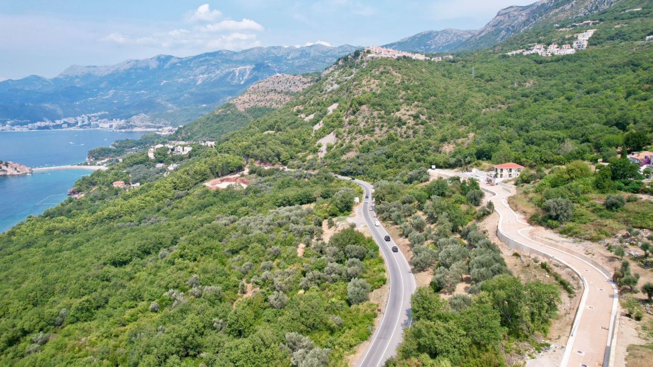 Земля в Близикуче, Черногория, 2 682 м² - фото 12