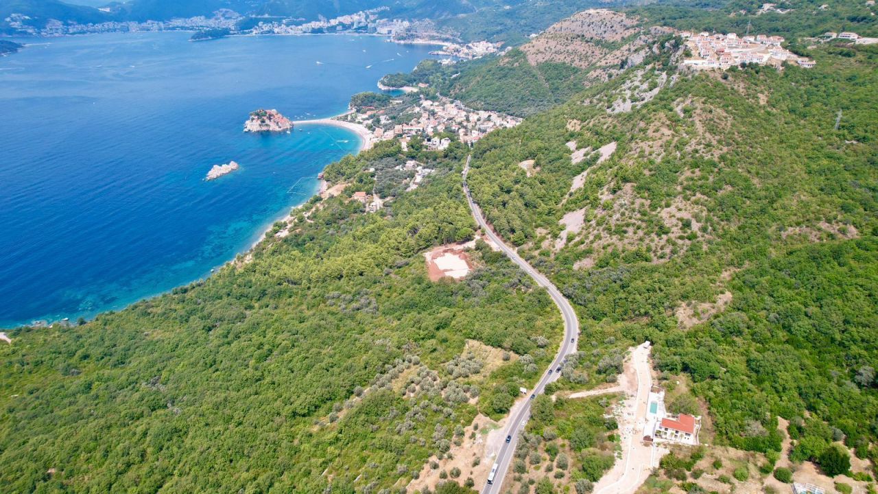 Земля в Близикуче, Черногория, 2 682 м² - фото 16