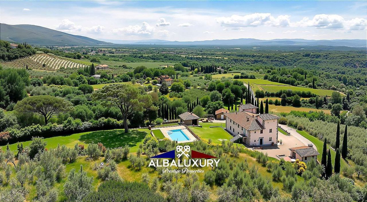 Вилла Via di Persignano, Италия, 700 м² - фото 1