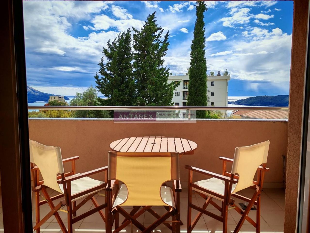 Апартаменты в Бечичи, Черногория, 32 м² - фото 1