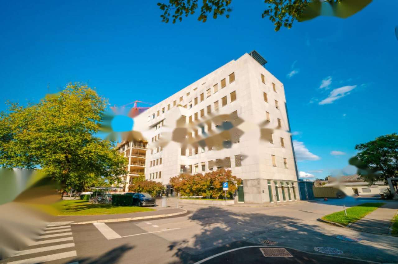 Офис в Любляне, Словения, 88 м² - фото 2