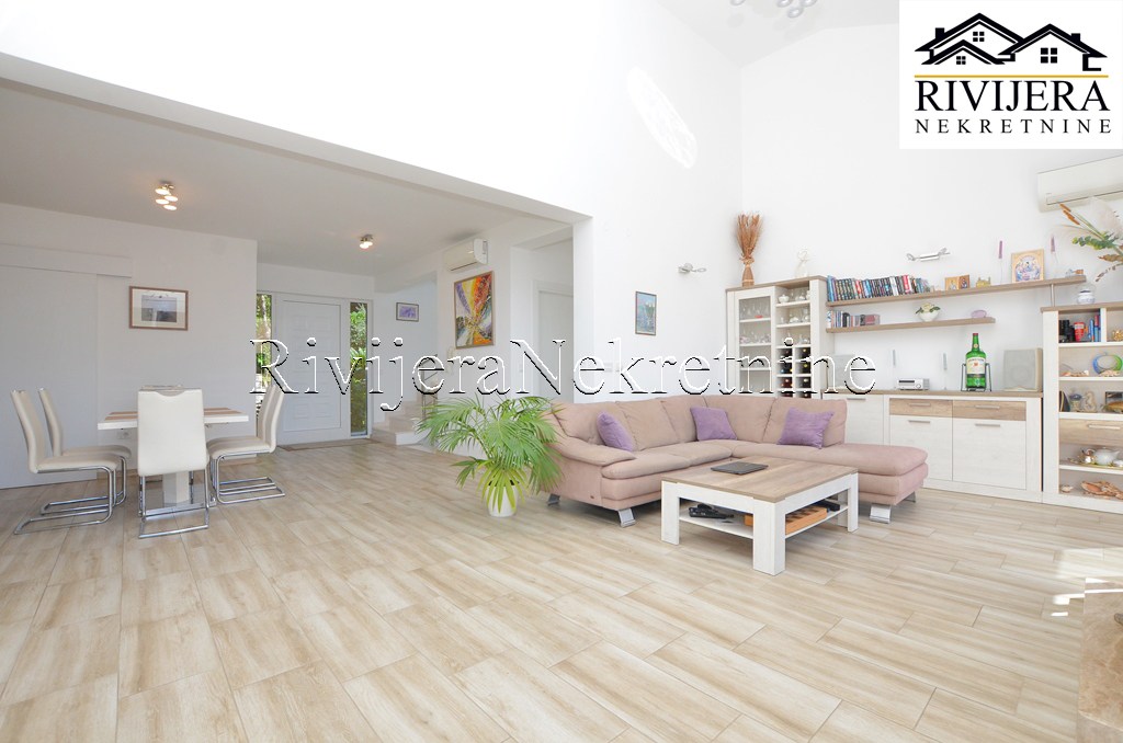 Дом в Херцег-Нови, Черногория, 244 м² - фото 10