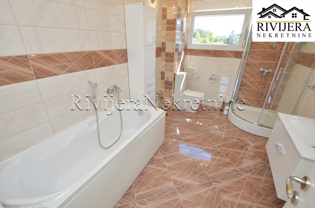 Дом в Херцег-Нови, Черногория, 244 м² - фото 16