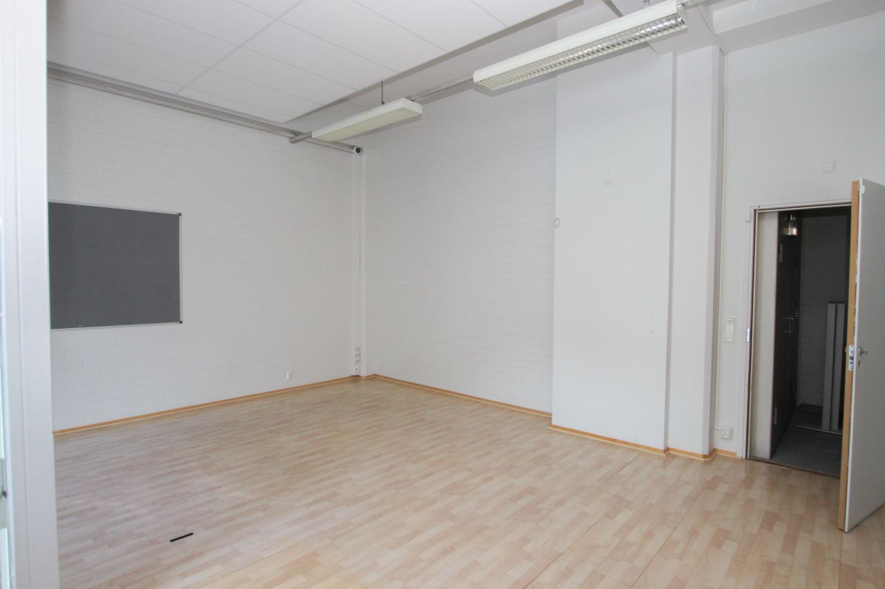 Офис в Лаппеенранте, Финляндия, 150 м² - фото 7