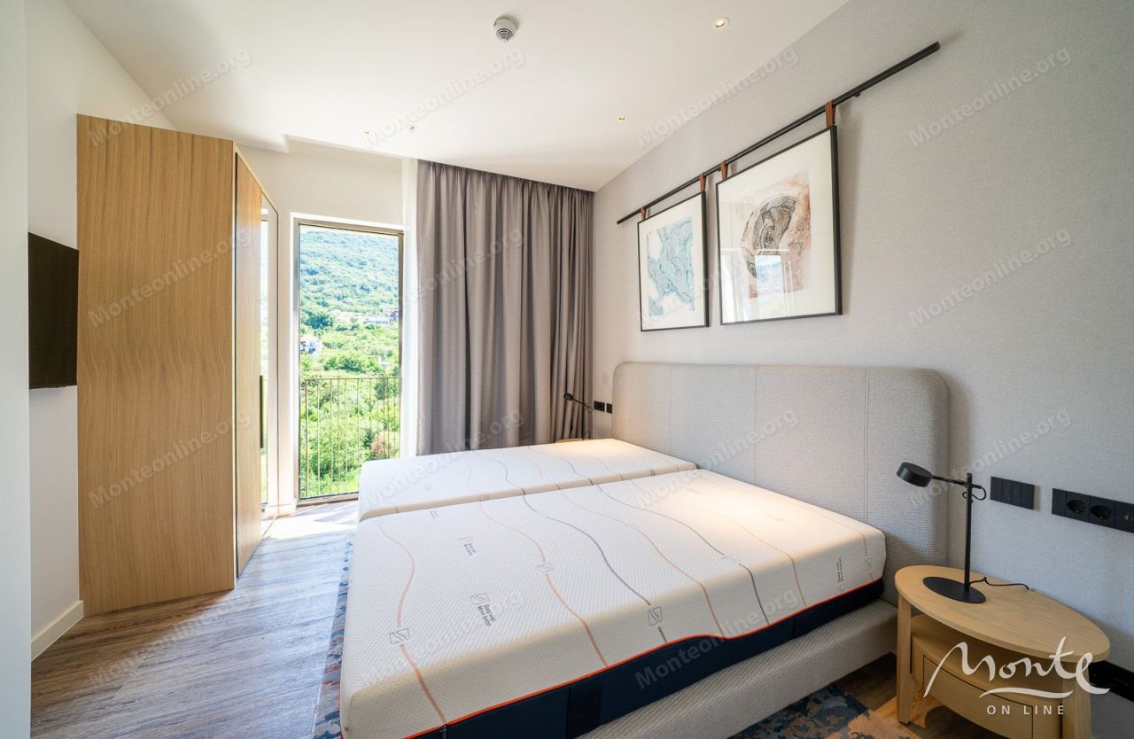 Апартаменты в Тивате, Черногория, 91 м² - фото 16