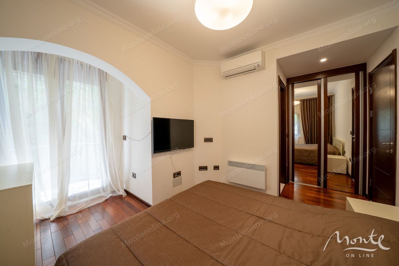 Апартаменты в Петроваце, Черногория, 88 м² - фото 17