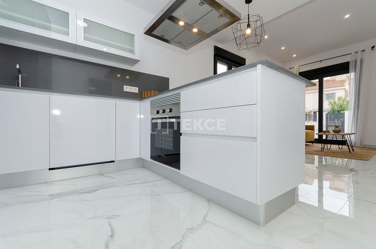 Вилла в Торревьехе, Испания, 159 м² - фото 16