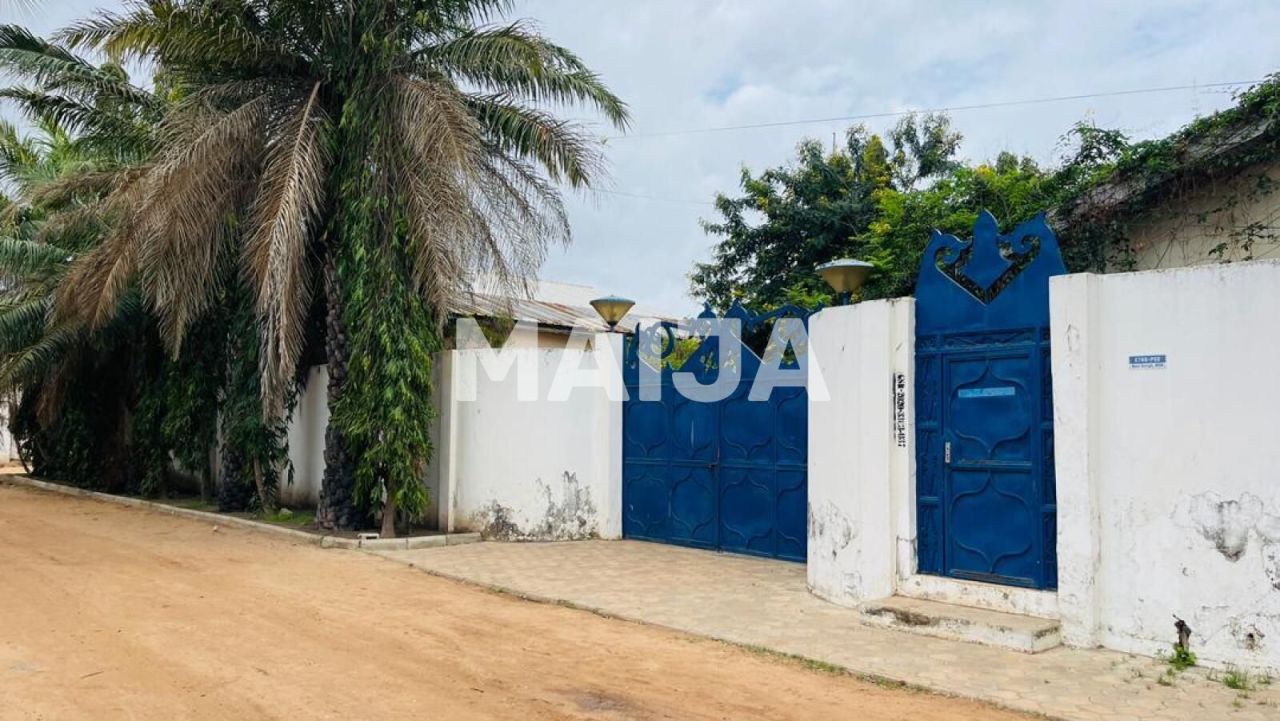 Дом Kerr Serign, Гамбия, 238 м² - фото 1