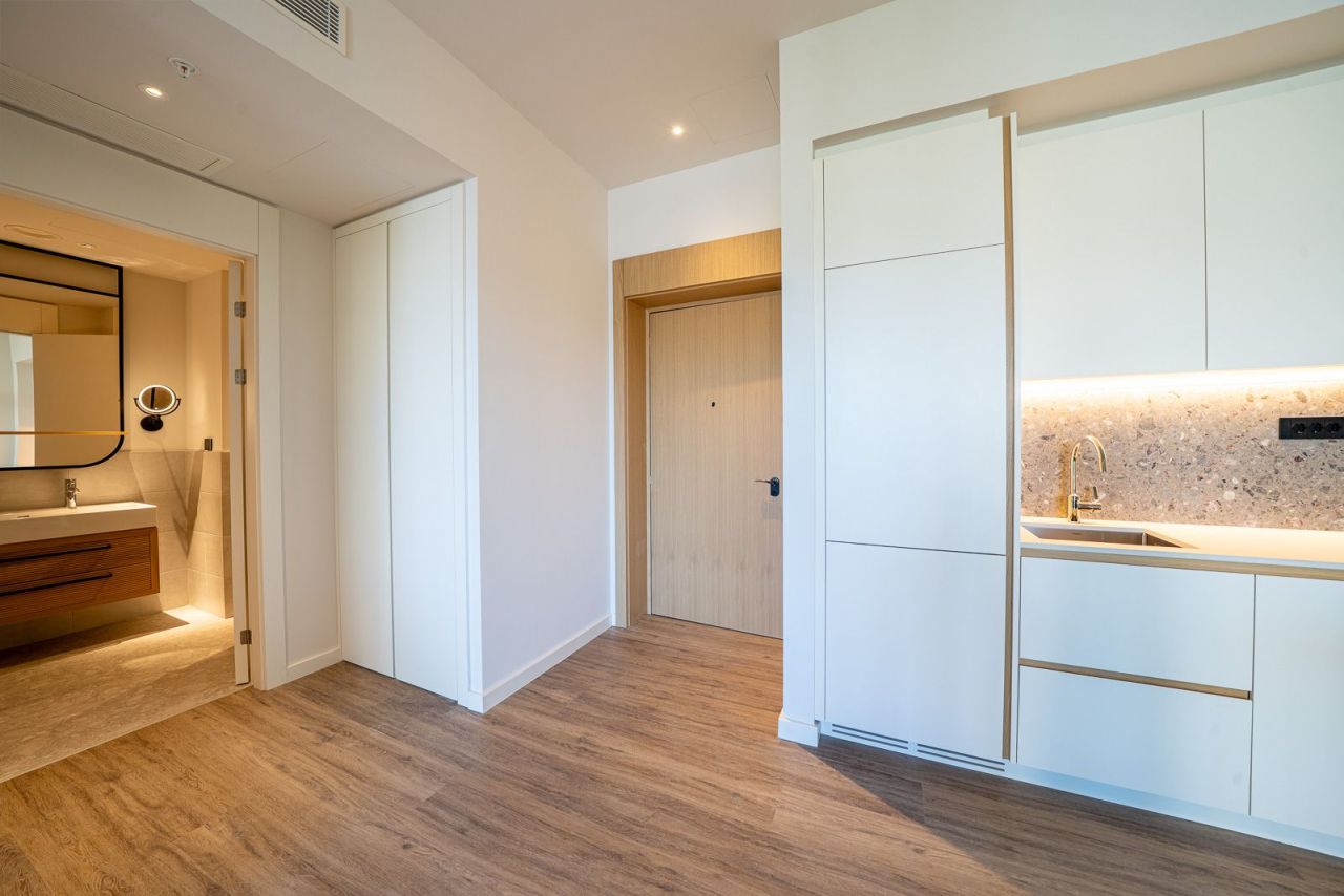 Апартаменты в Тивате, Черногория, 63 м² - фото 10