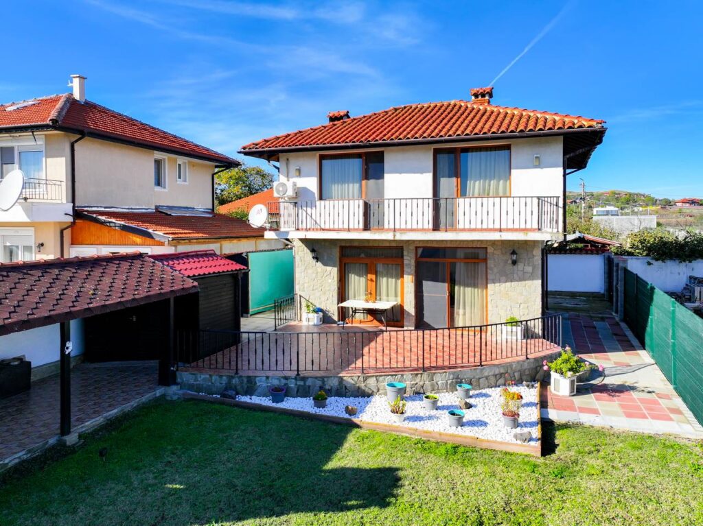 Дом в Поморие, Болгария, 110 м² - фото 1