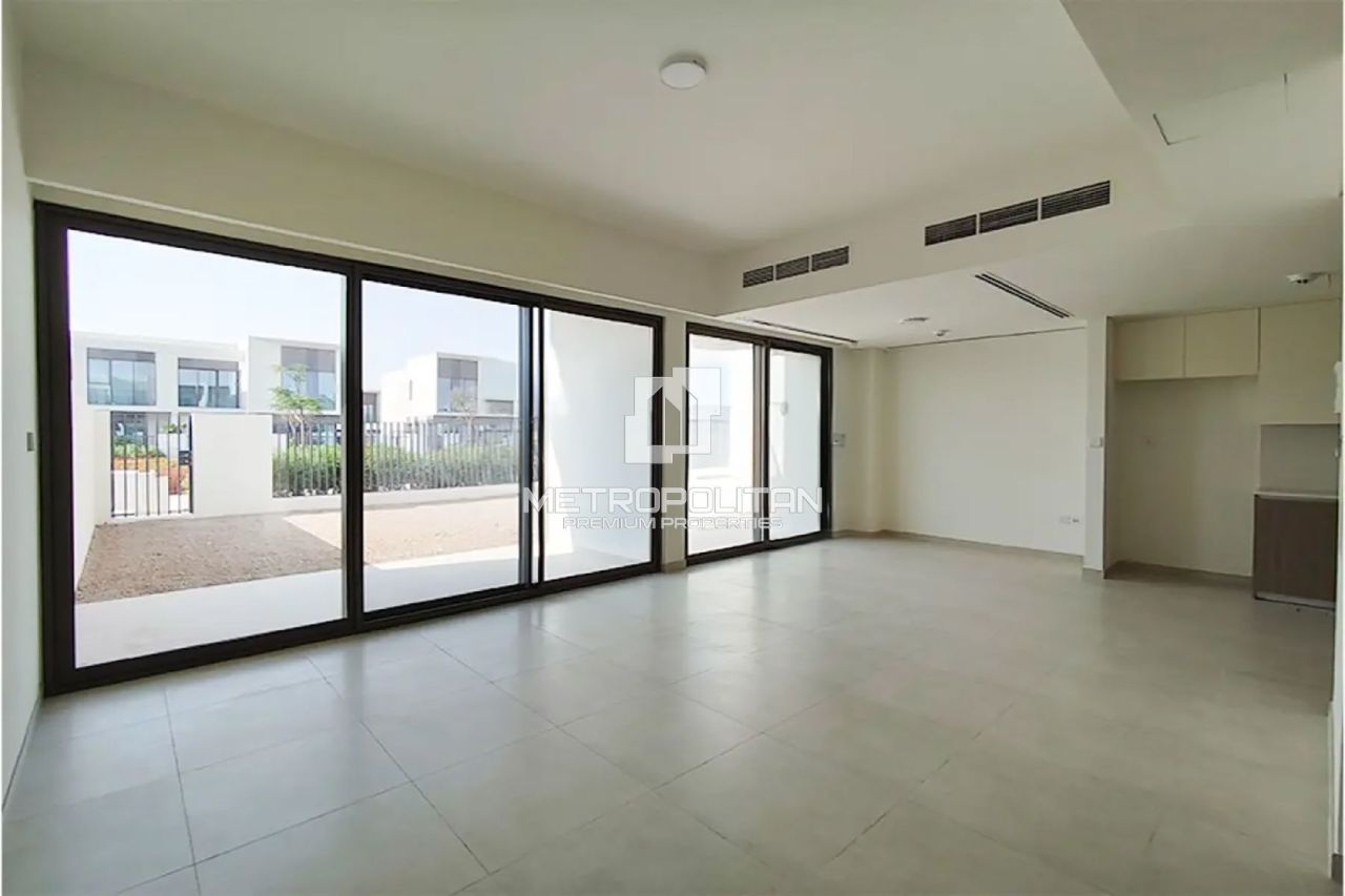 Таунхаус в Дубае, ОАЭ, 195 м² - фото 2