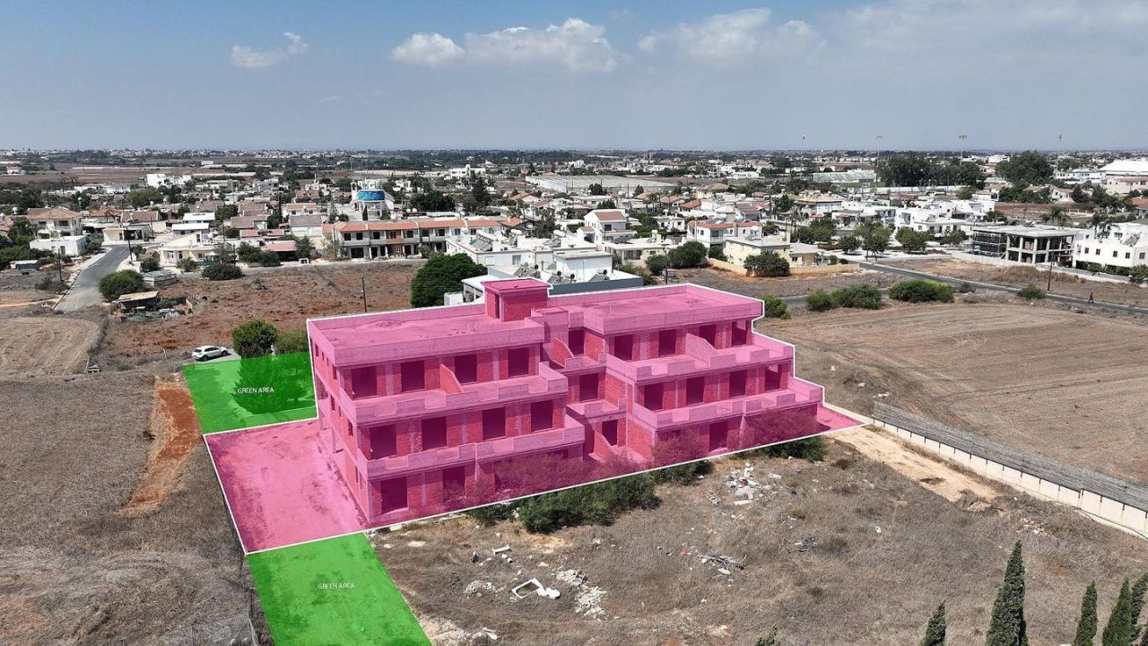 Коммерческая недвижимость в Протарасе, Кипр, 1 288 м² - фото 1