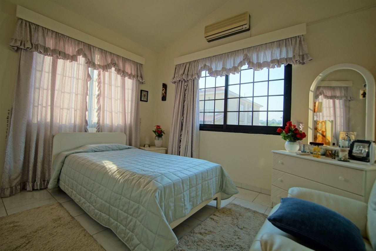 Вилла в Лимасоле, Кипр, 245 м² - фото 10