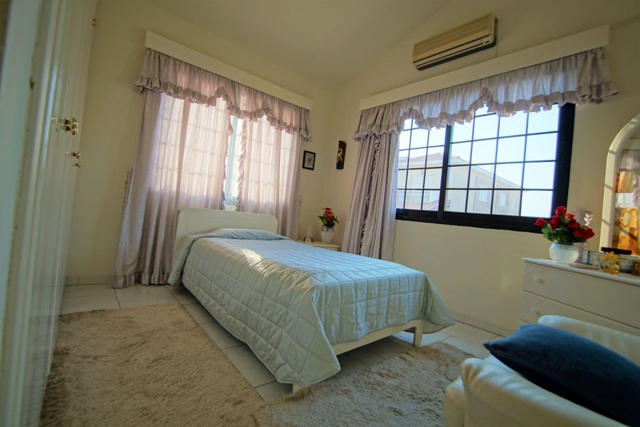 Вилла в Лимасоле, Кипр, 245 м² - фото 12