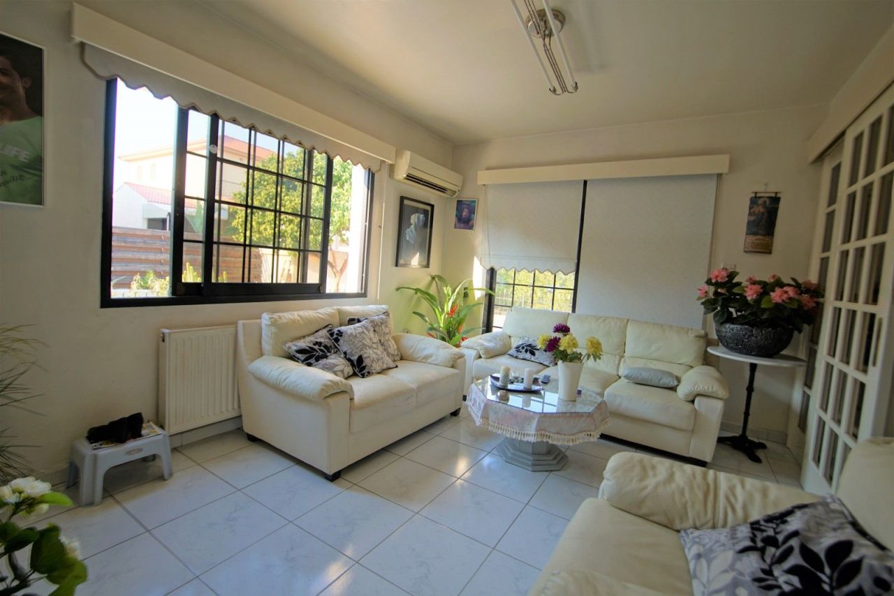 Вилла в Лимасоле, Кипр, 245 м² - фото 19