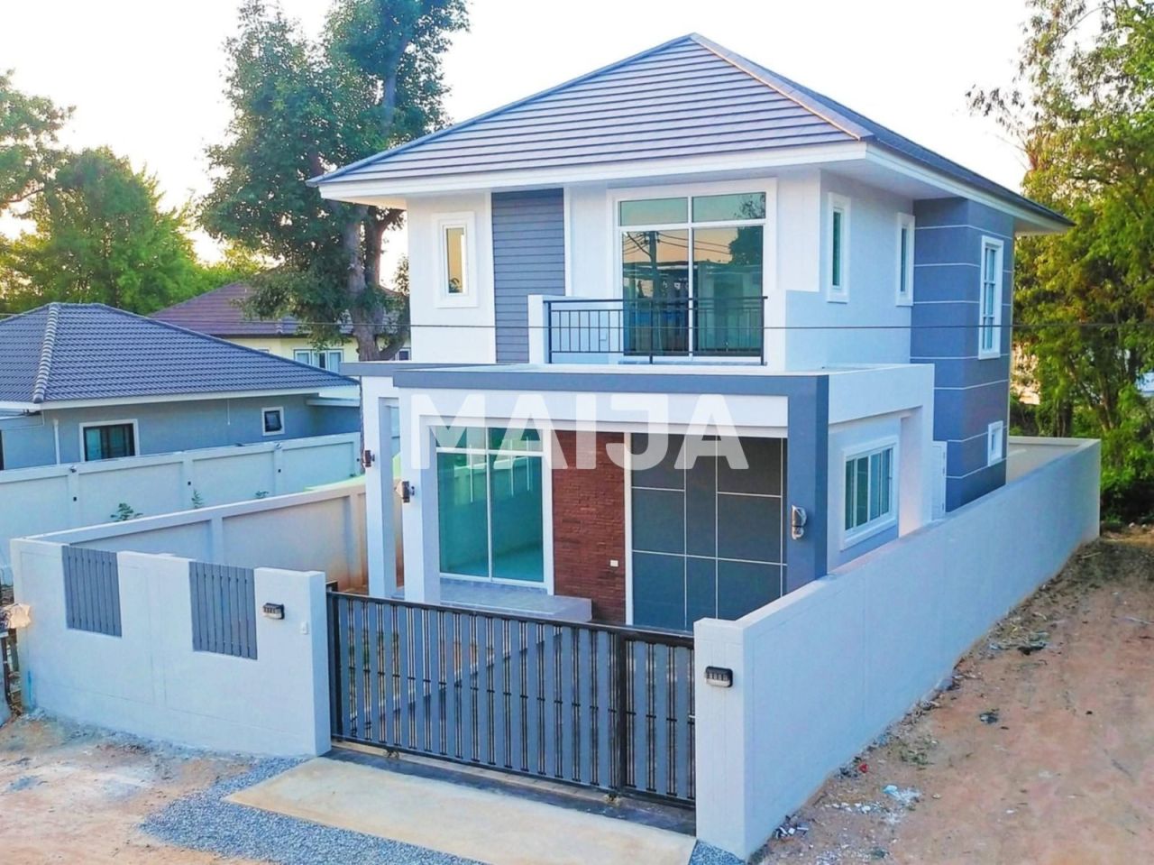 Вилла в Сираче, Таиланд, 200 м² - фото 1