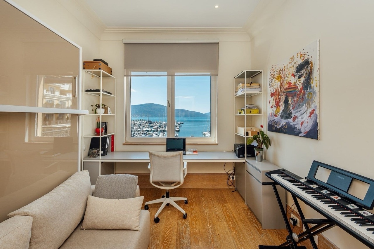 Пентхаус в Тивате, Черногория, 357 м² - фото 15