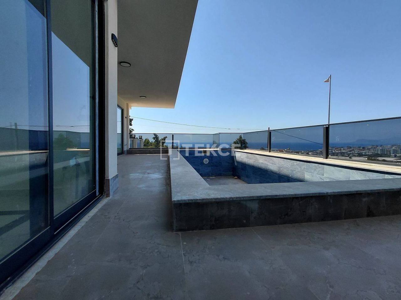 Вилла в Алании, Турция, 677 м² - фото 15