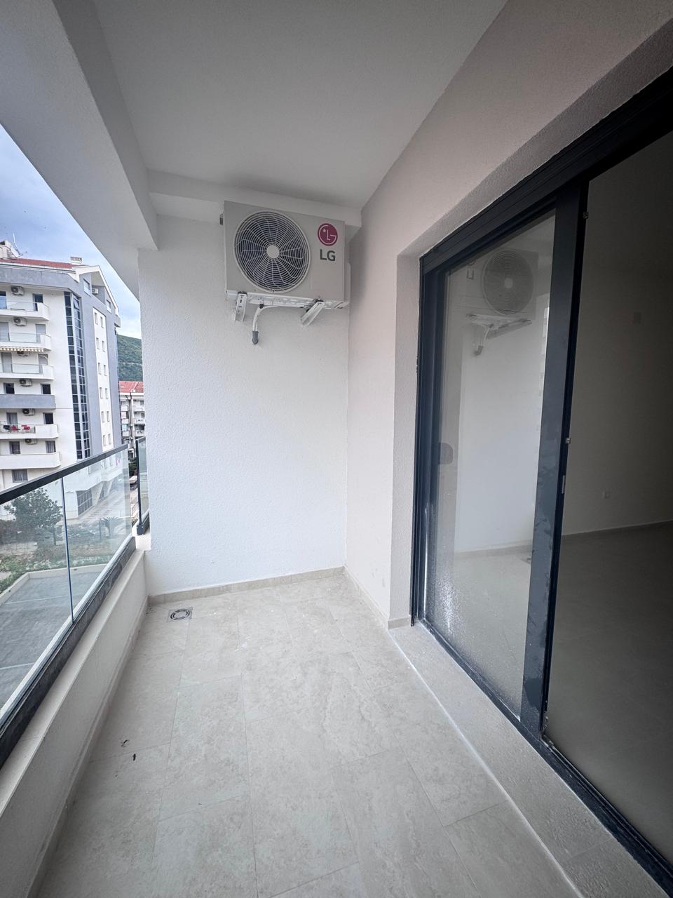 Квартира в Будве, Черногория, 38 м² - фото 2