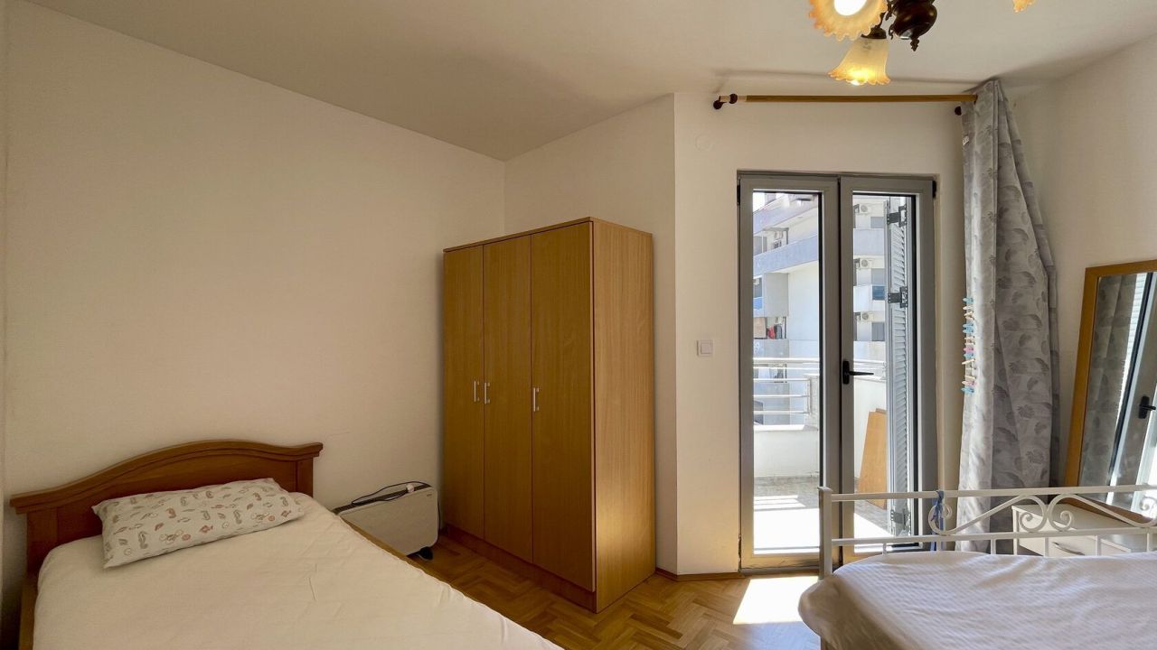 Квартира в Будве, Черногория, 45 м² - фото 10