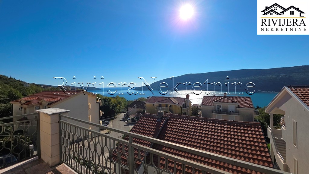 Дом в Херцег-Нови, Черногория, 270 м² - фото 10