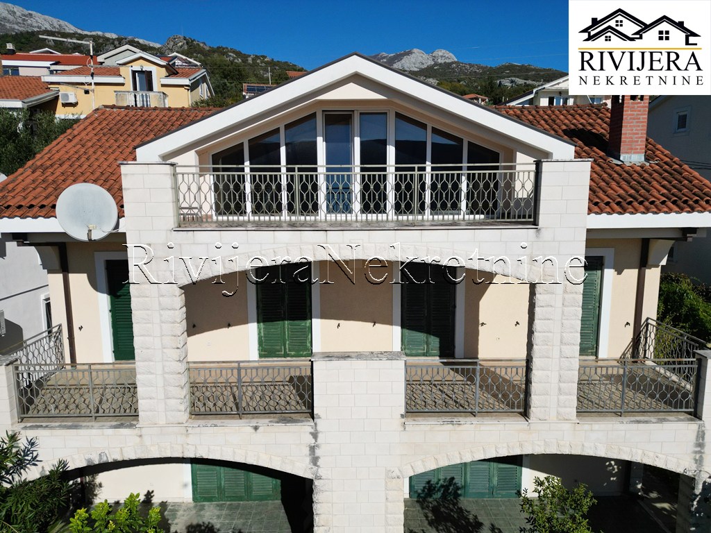 Дом в Херцег-Нови, Черногория, 270 м² - фото 5