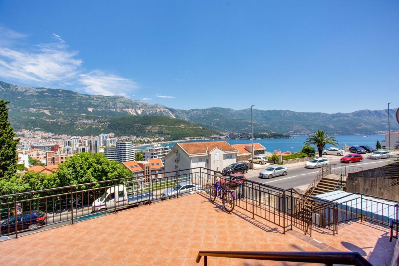 Квартира в Будве, Черногория, 82 м² - фото 5