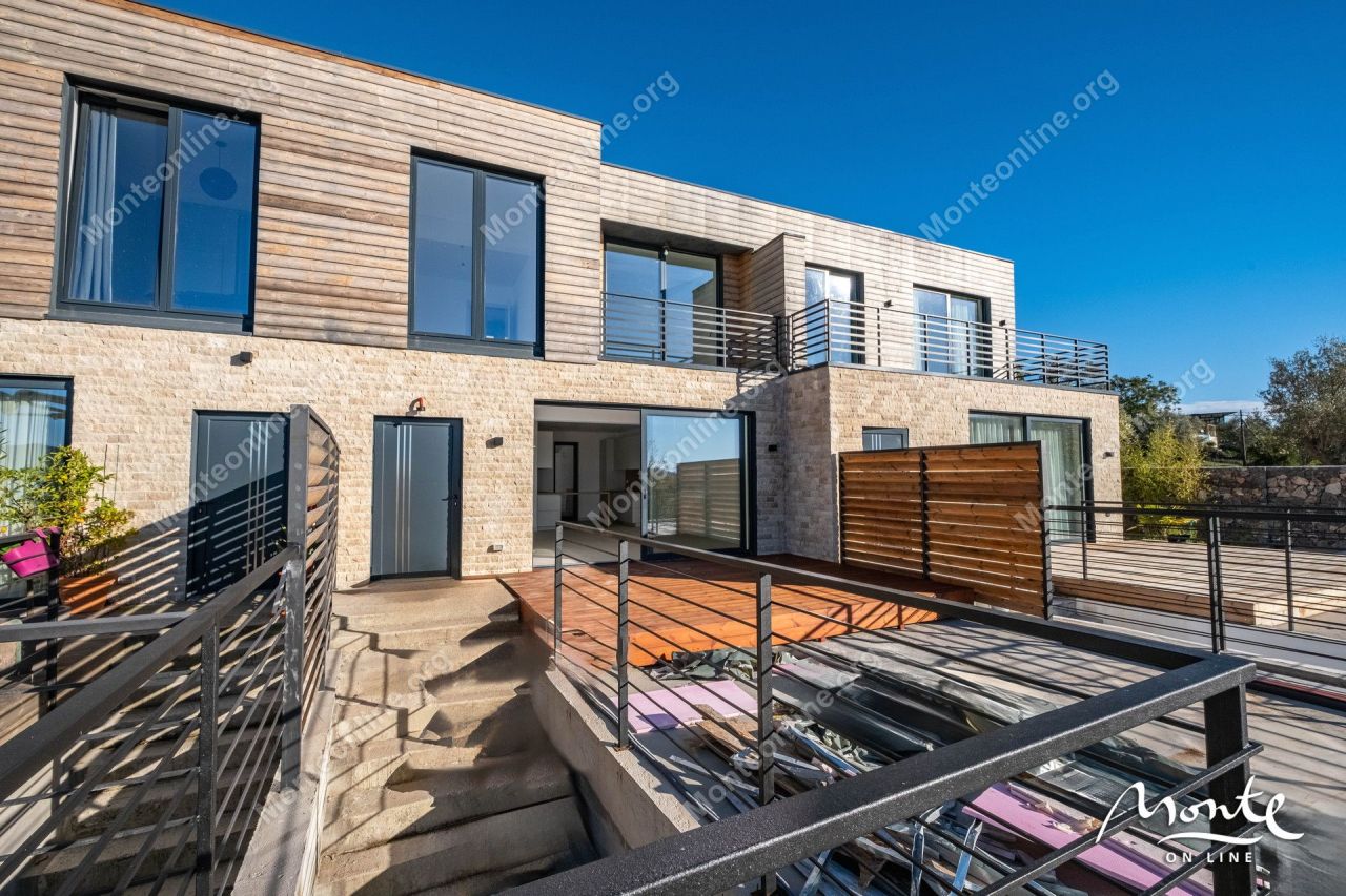 Вилла в Каваче, Черногория, 130 м² - фото 2