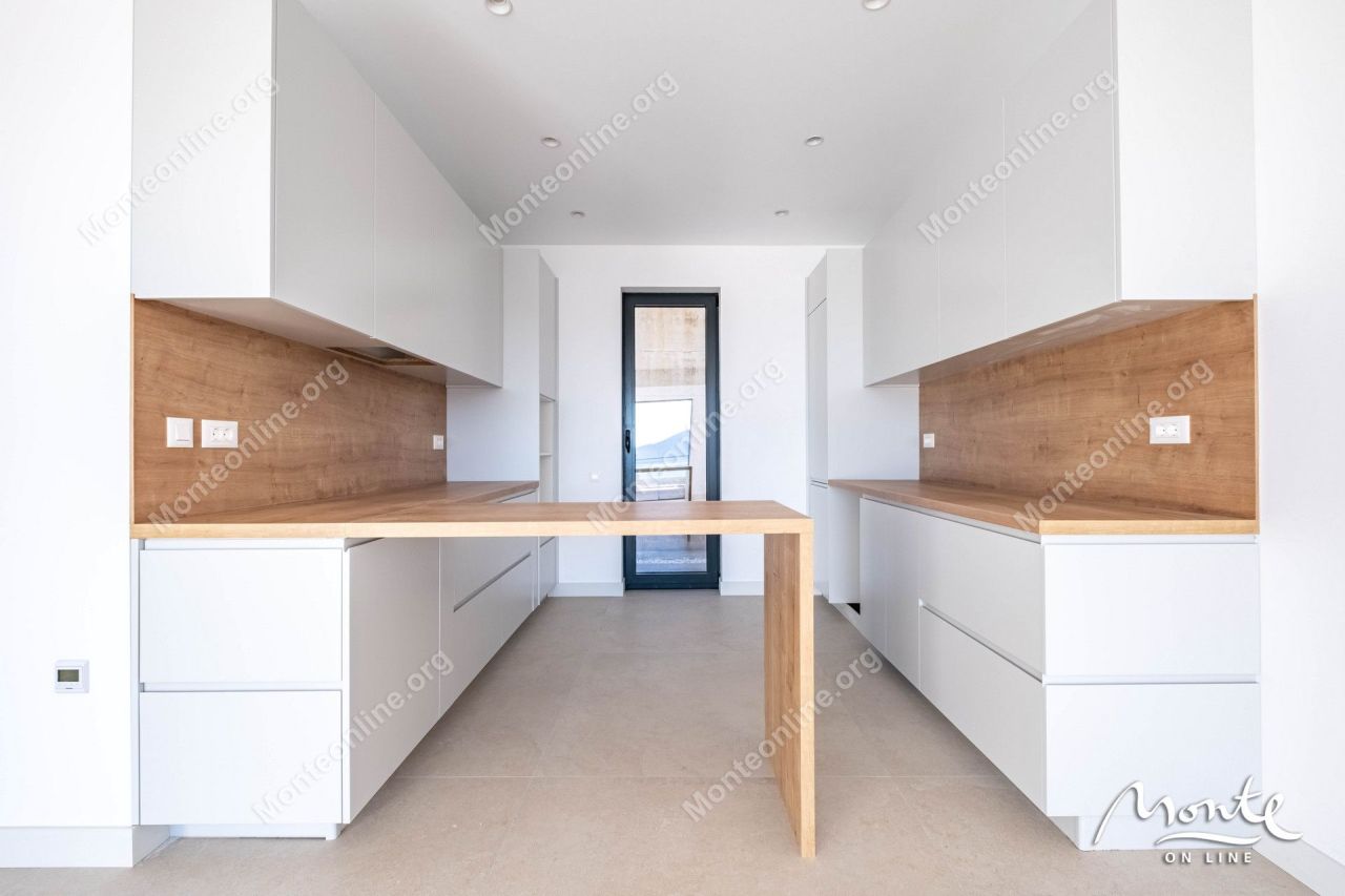 Вилла в Каваче, Черногория, 130 м² - фото 14