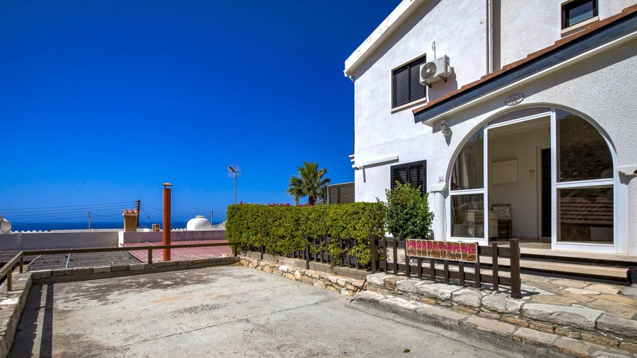 Таунхаус в Лимасоле, Кипр, 101 м² - фото 1