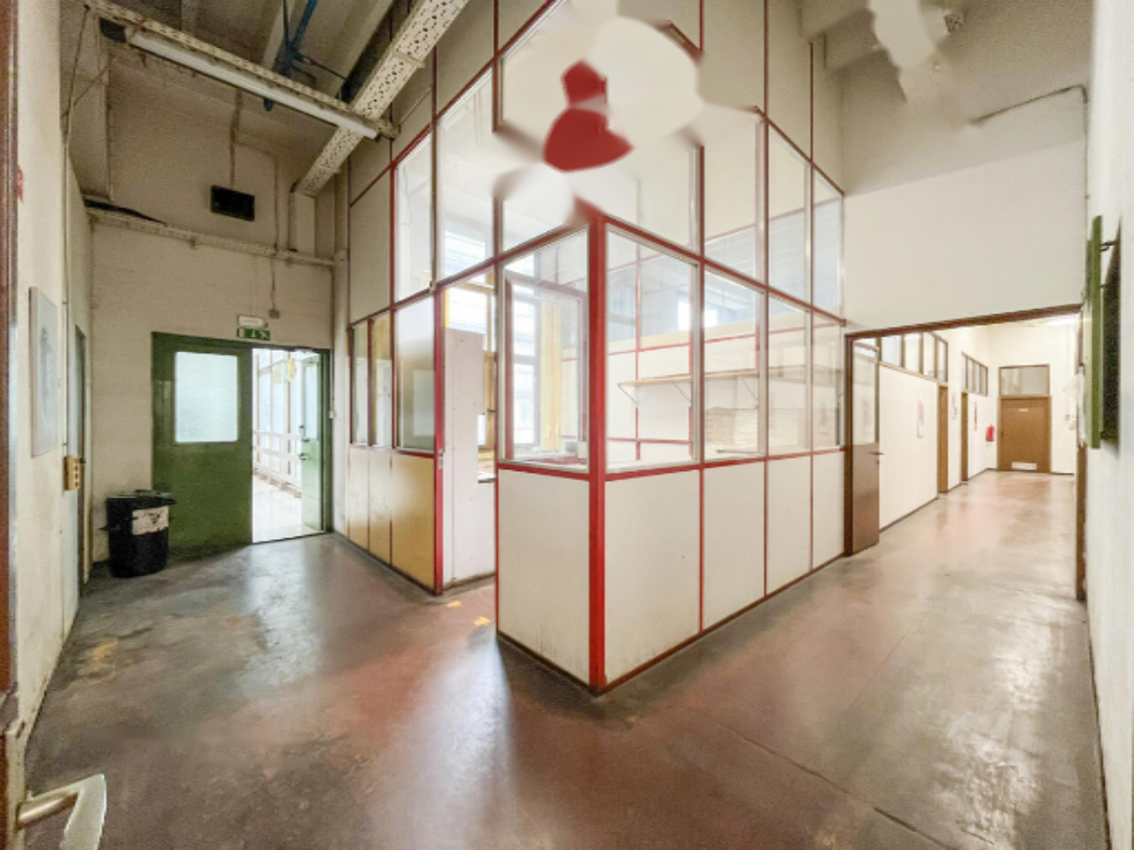 Офис в Любляне, Словения, 1 500 м² - фото 5