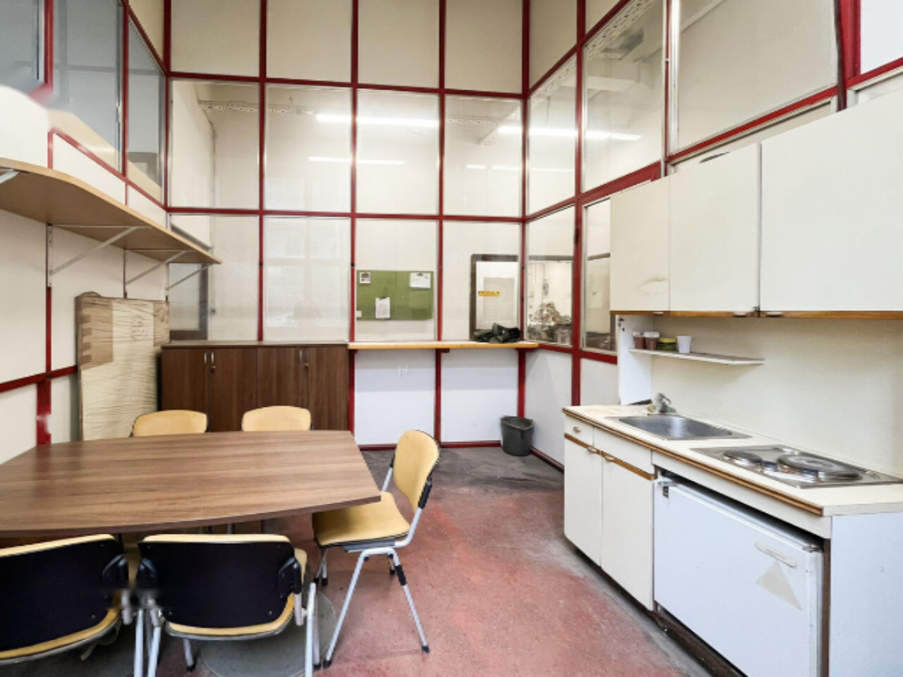 Офис в Любляне, Словения, 1 500 м² - фото 6