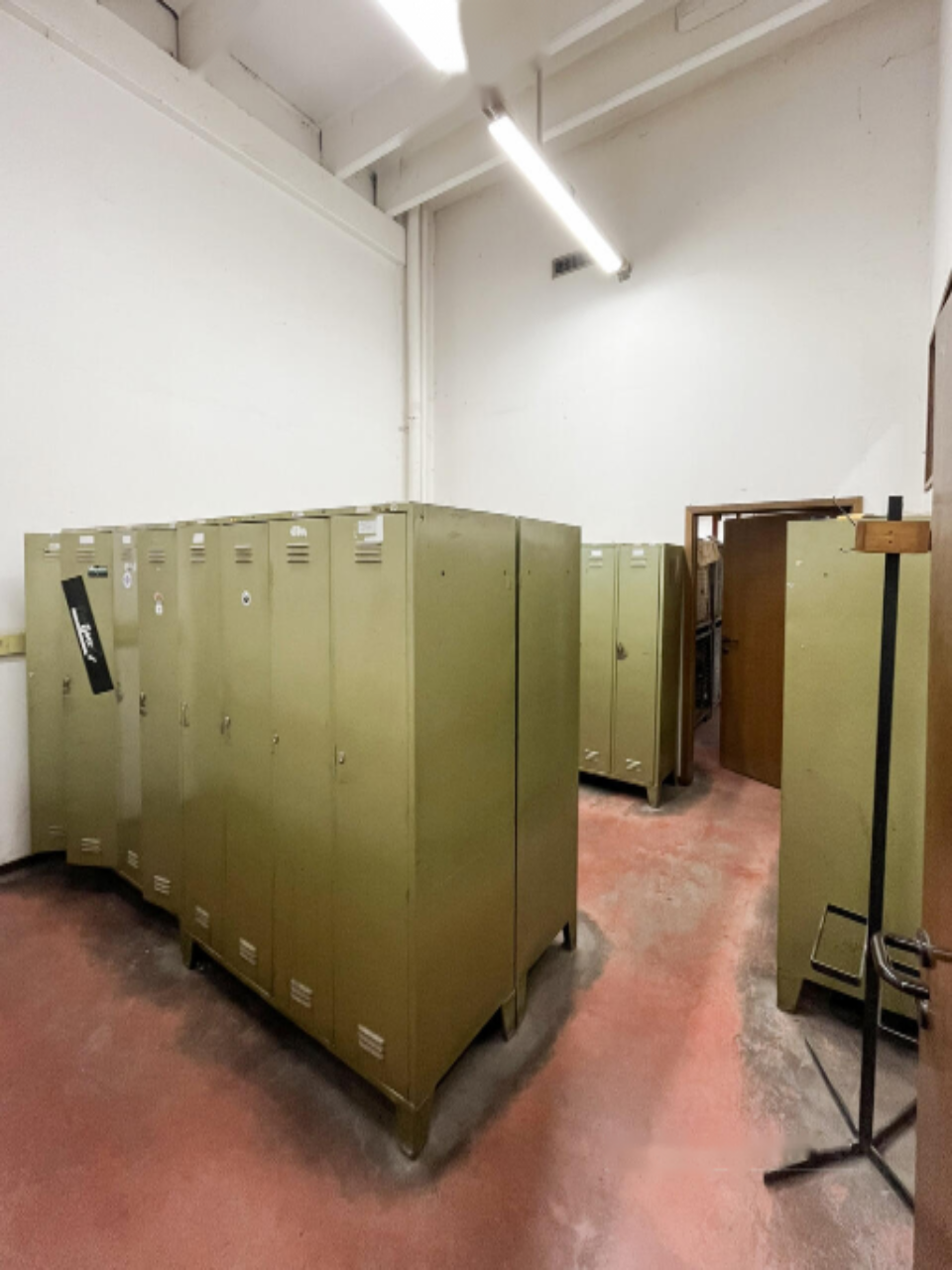 Офис в Любляне, Словения, 1 500 м² - фото 10