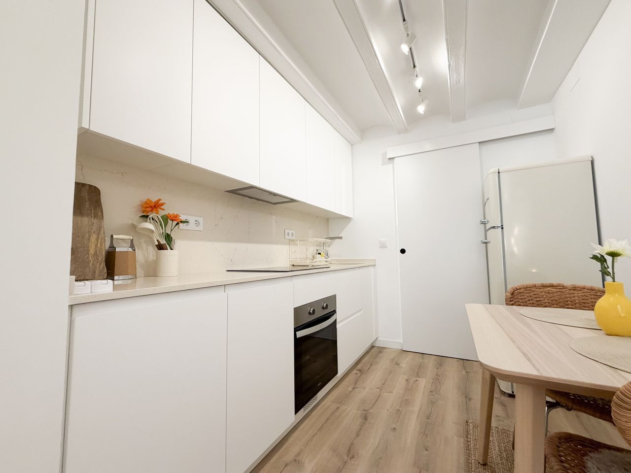 Квартира в Барселоне, Испания, 74 м² - фото 9