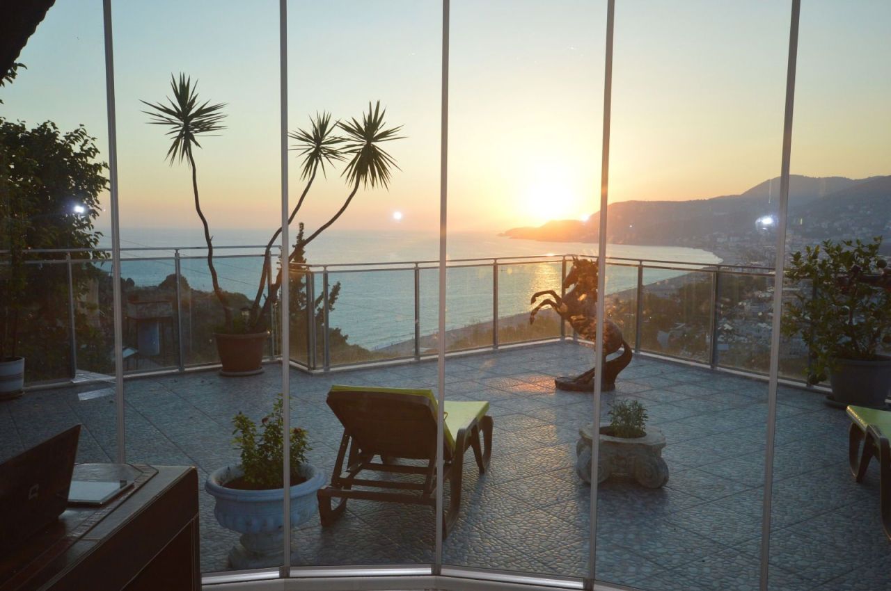 Вилла в Алании, Турция, 360 м² - фото 12