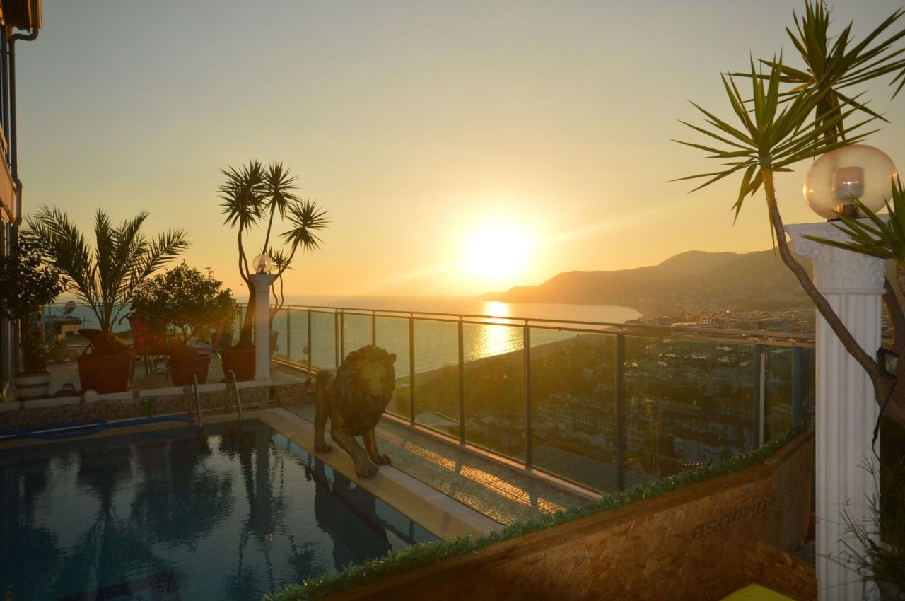 Вилла в Алании, Турция, 360 м² - фото 15