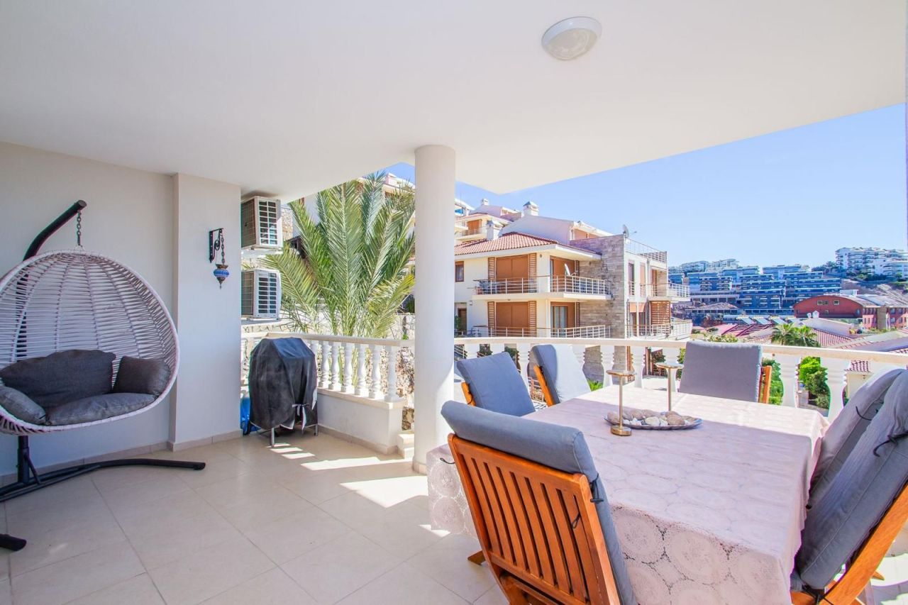 Апартаменты в Алании, Турция, 155 м² - фото 15