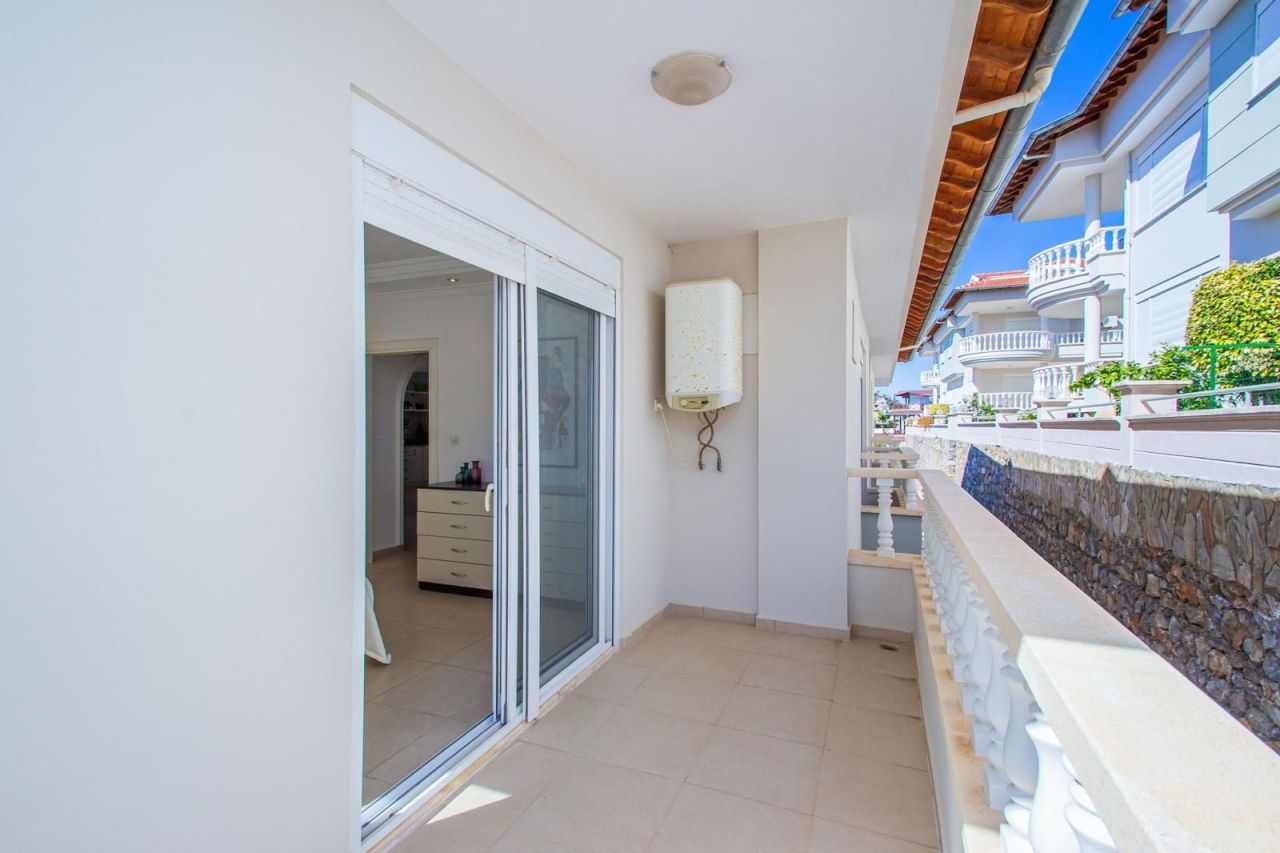 Апартаменты в Алании, Турция, 155 м² - фото 19