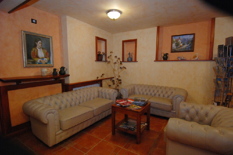 Отель, гостиница в Которе, Черногория, 1 630 м² - фото 4