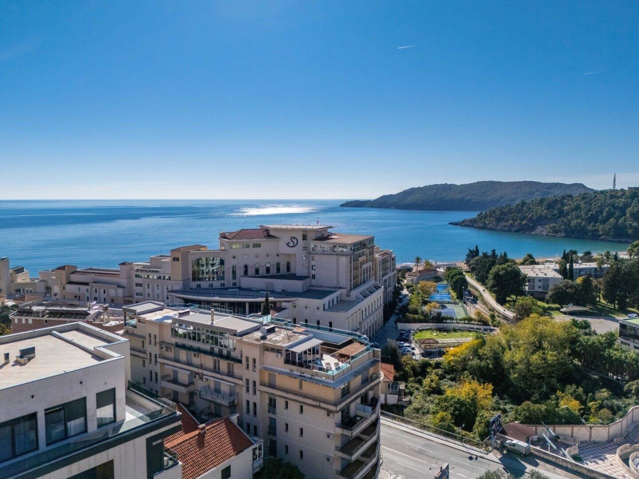 Апартаменты в Бечичи, Черногория, 71 м² - фото 2