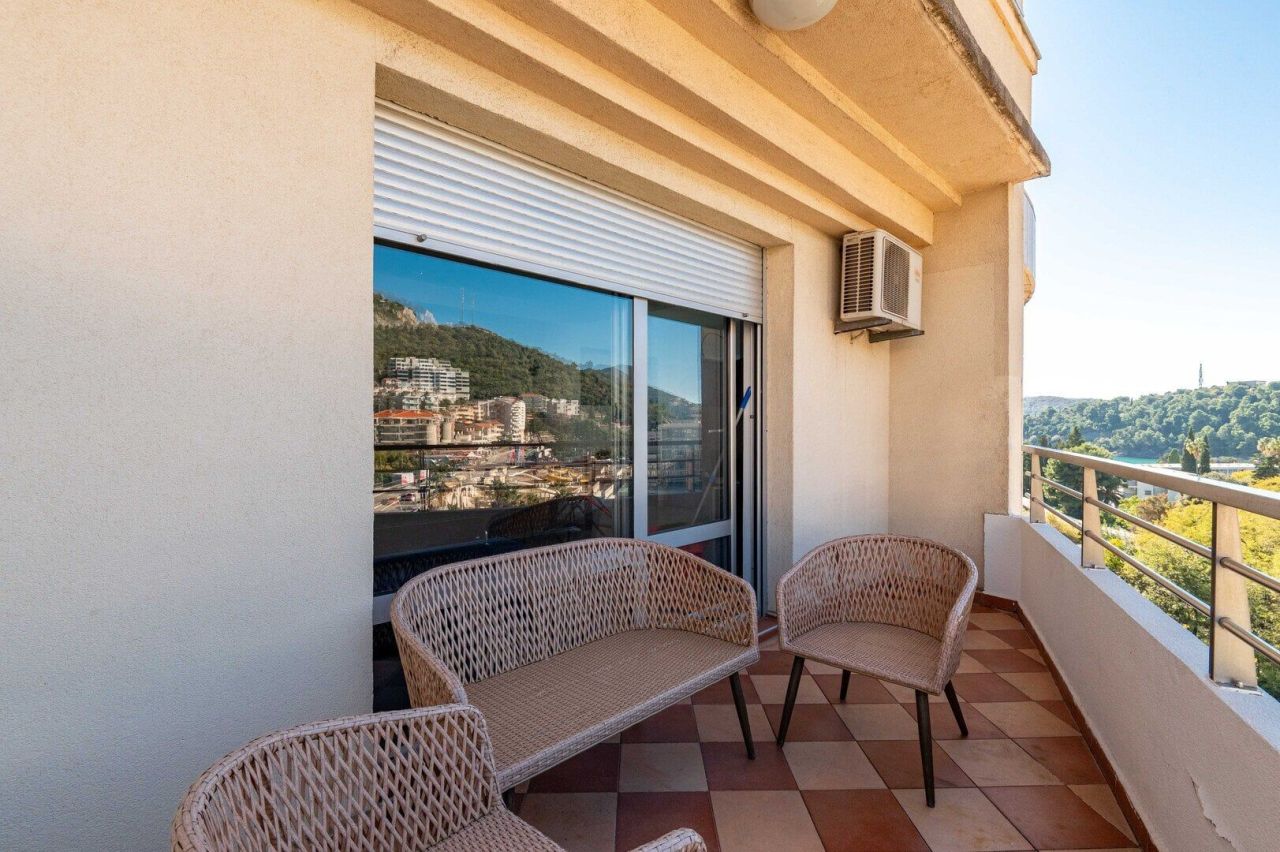 Апартаменты в Бечичи, Черногория, 71 м² - фото 15