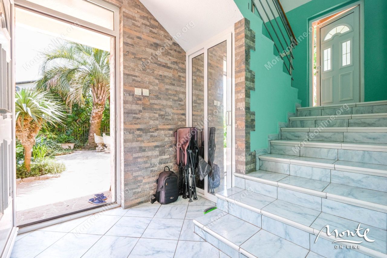 Вилла в Муо, Черногория, 172 м² - фото 19