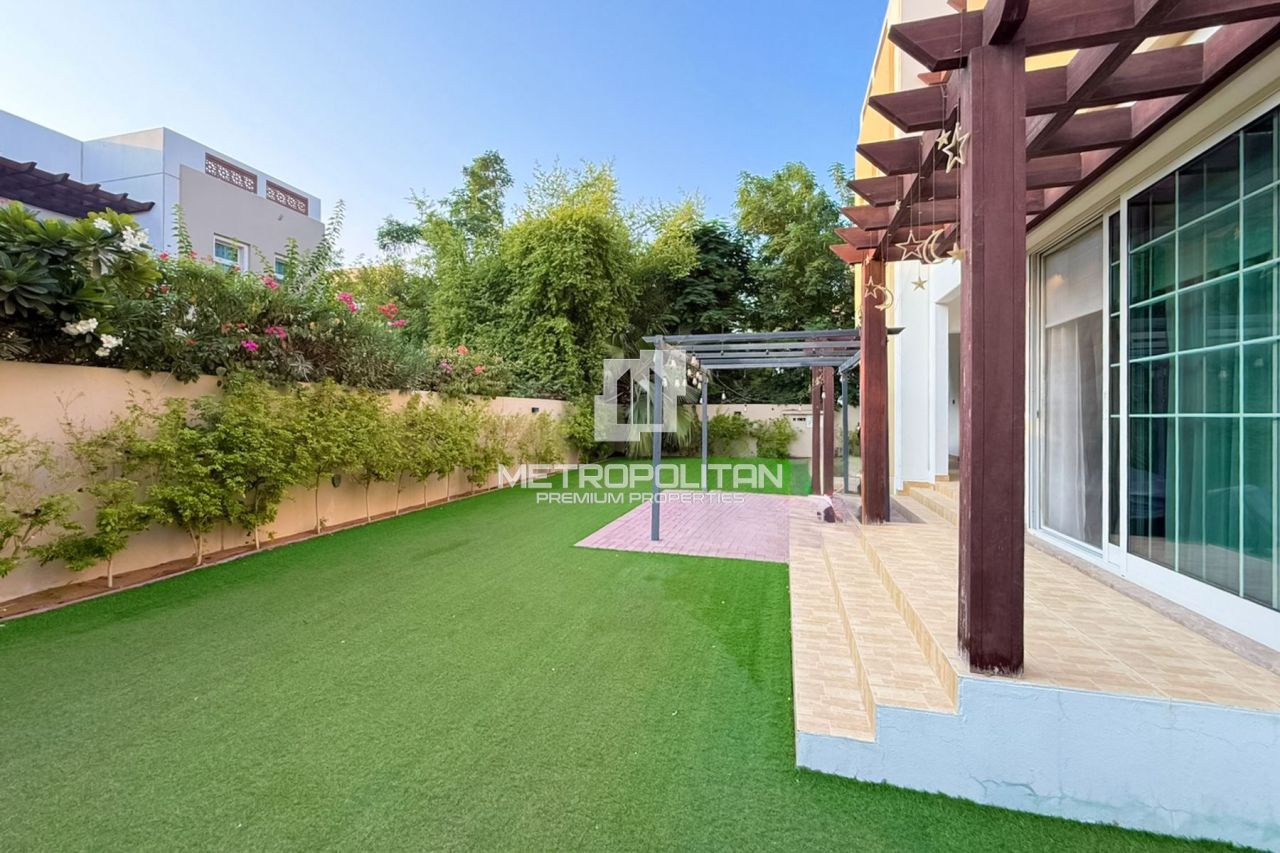 Вилла в Дубае, ОАЭ, 396 м² - фото 10