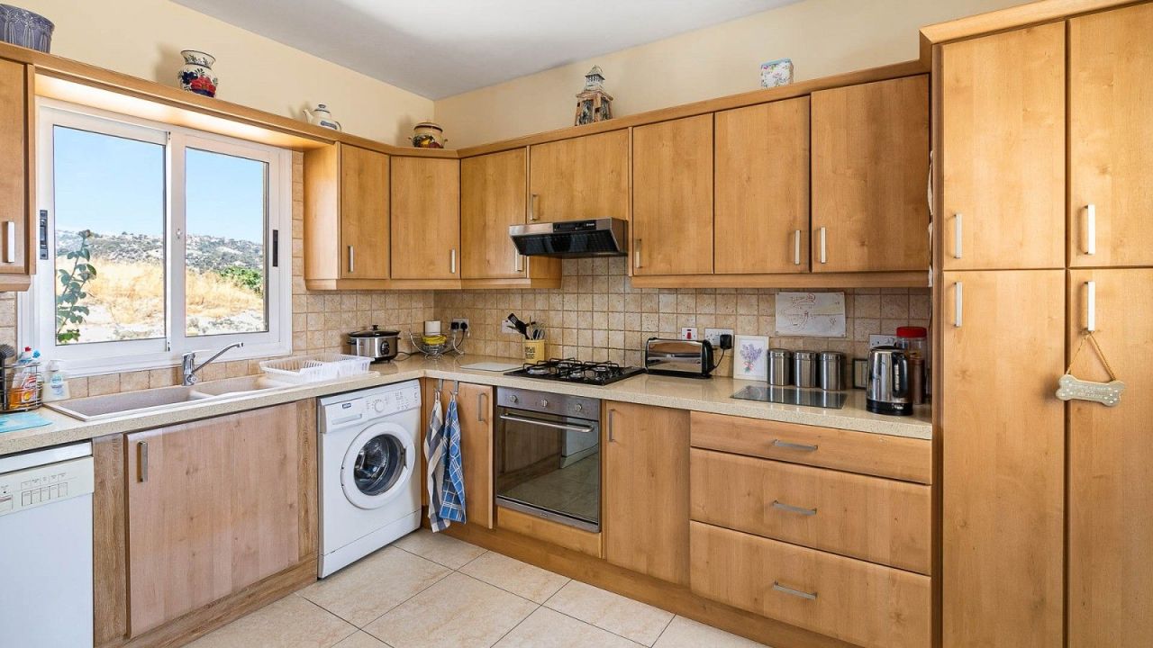 Вилла в Лимасоле, Кипр, 150 м² - фото 8