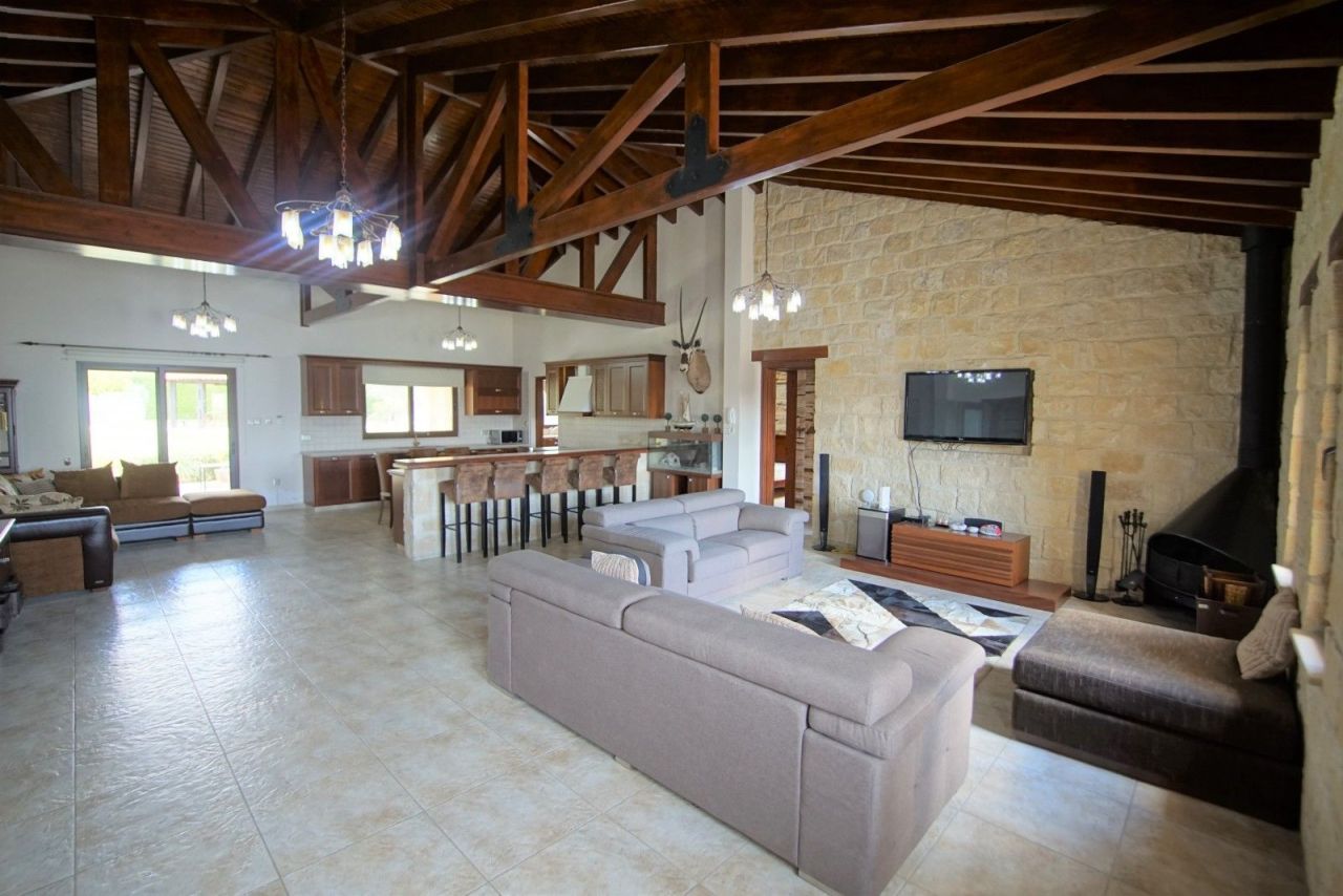 Вилла в Лимасоле, Кипр, 350 м² - фото 10