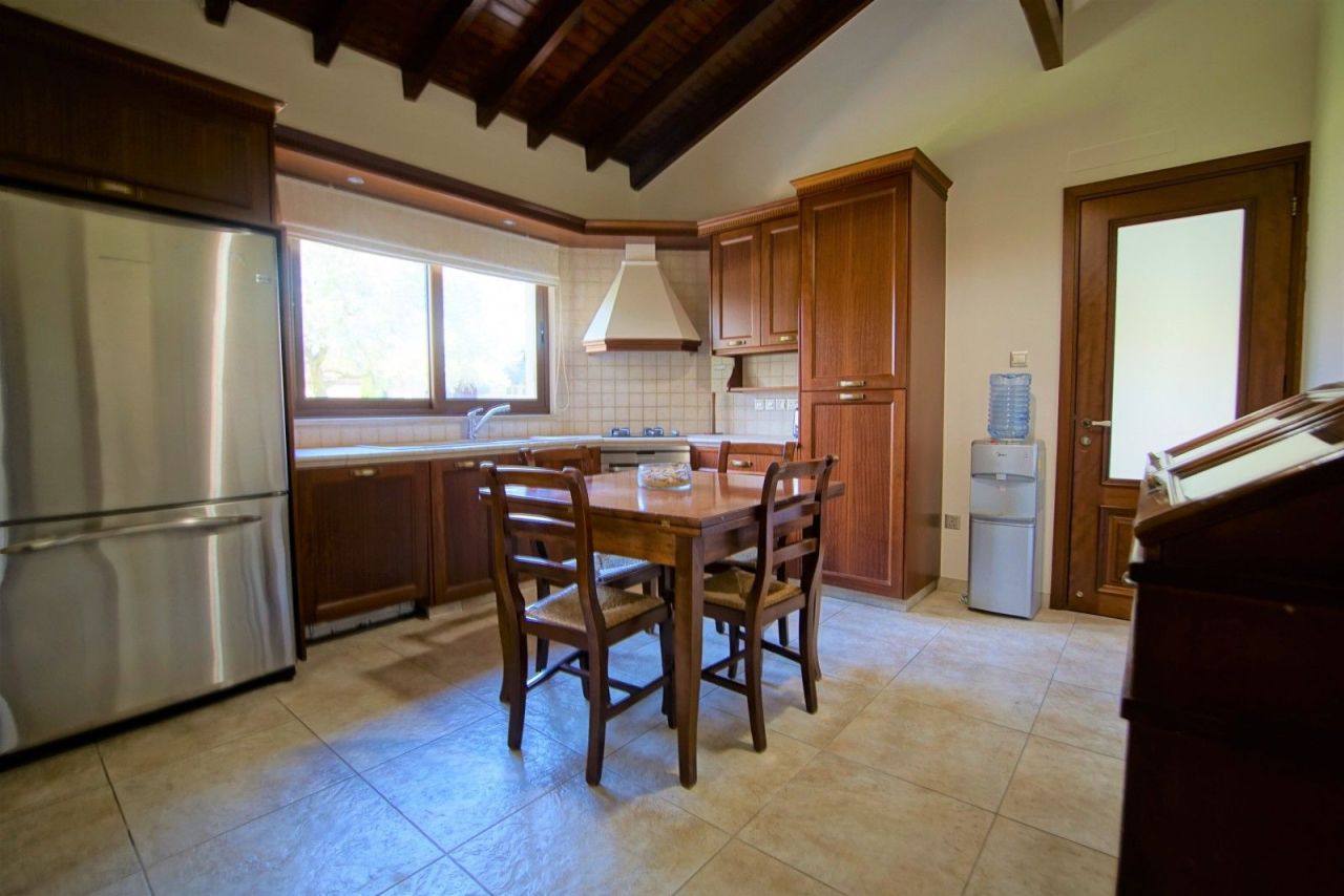 Вилла в Лимасоле, Кипр, 350 м² - фото 19