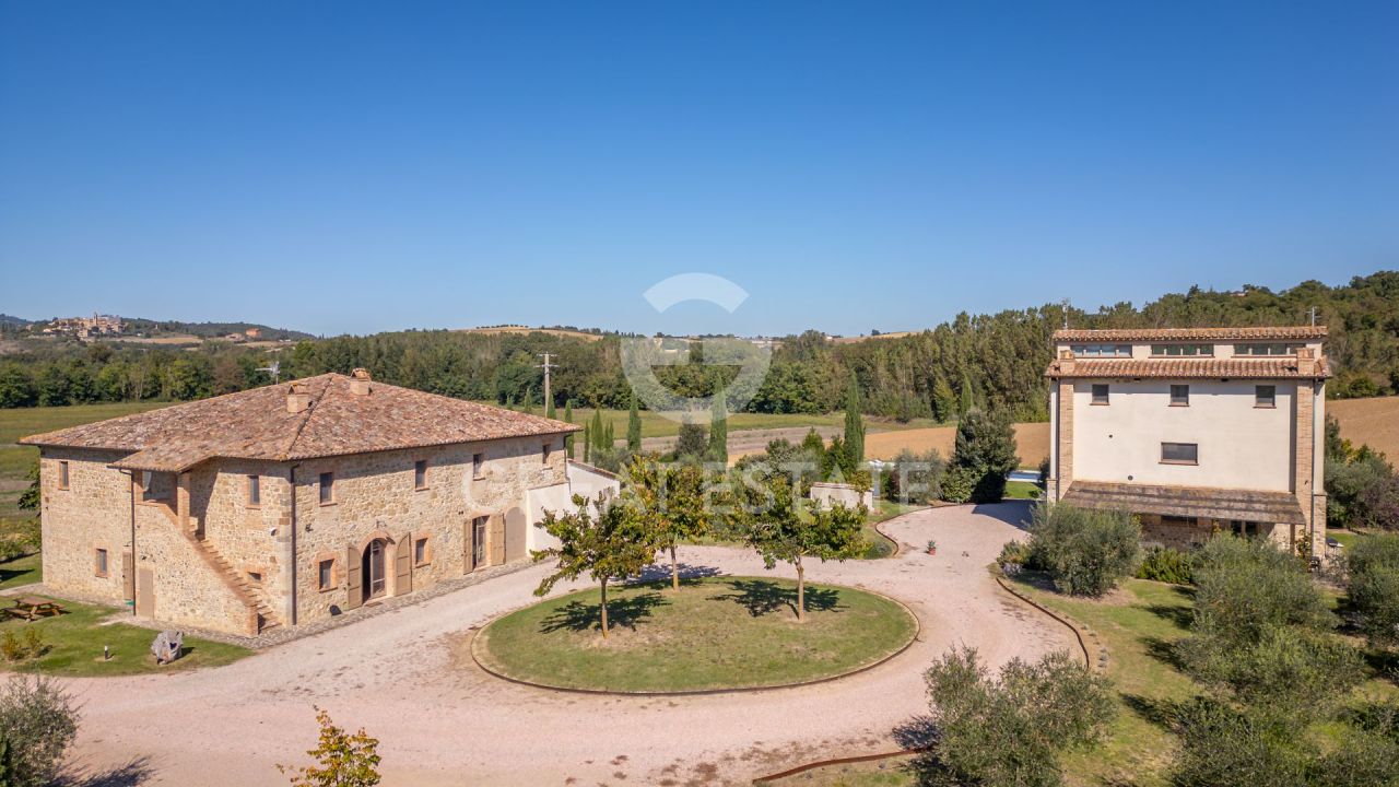 Дом в Маршано, Италия, 462 м² - фото 1